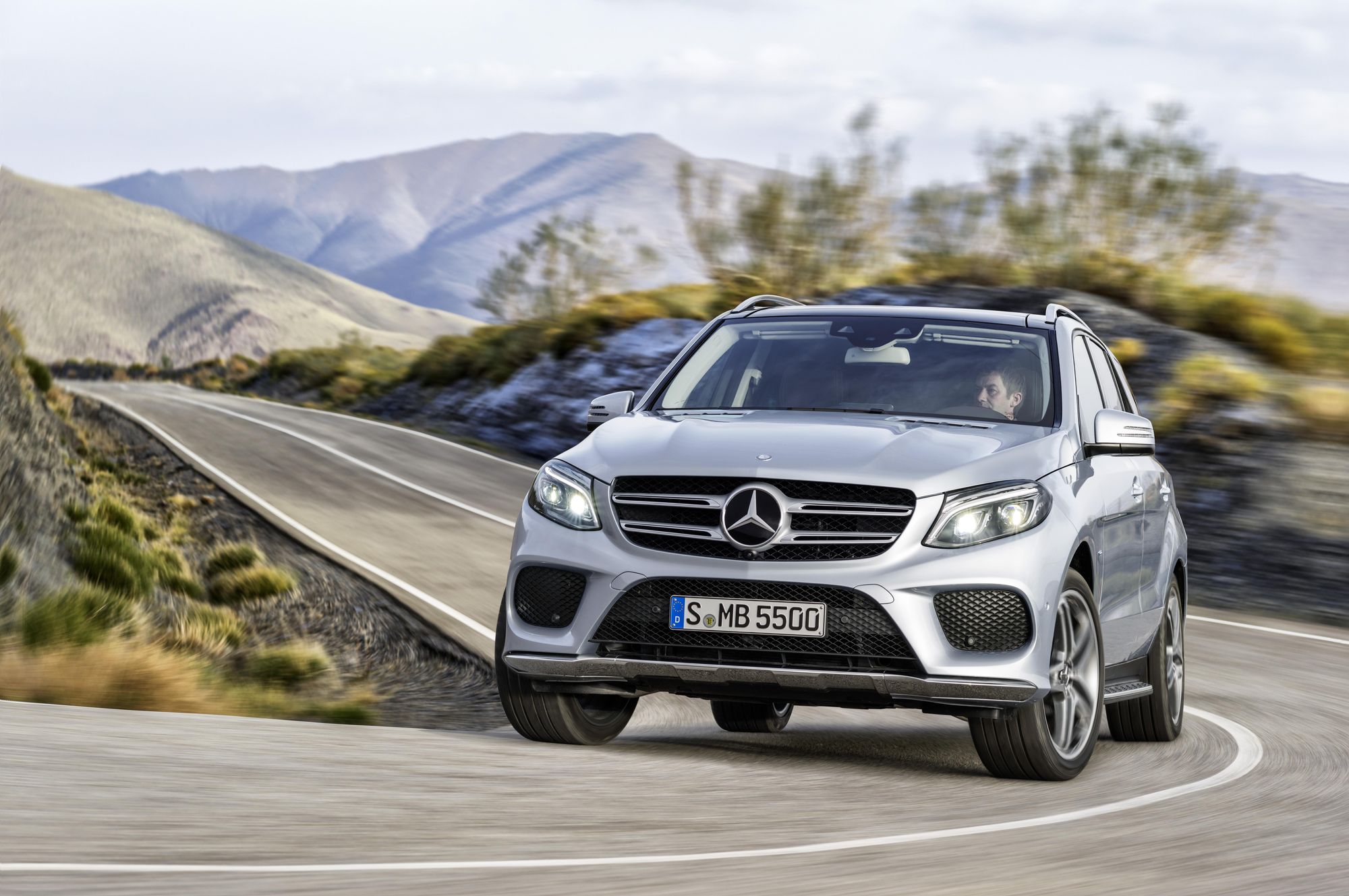 2018 Mercedes Benz GLE 550e 4MATIC Plug-In Hybrid: A safe, sumptuous SUV |  Gaywheels