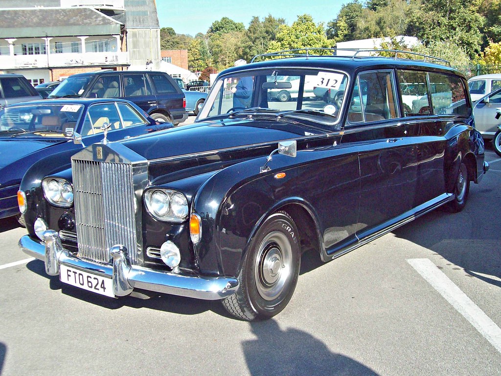 199 Rolls-Royce Phantom VI Hearse (1973) | Rolls-Royce Phant… | Flickr