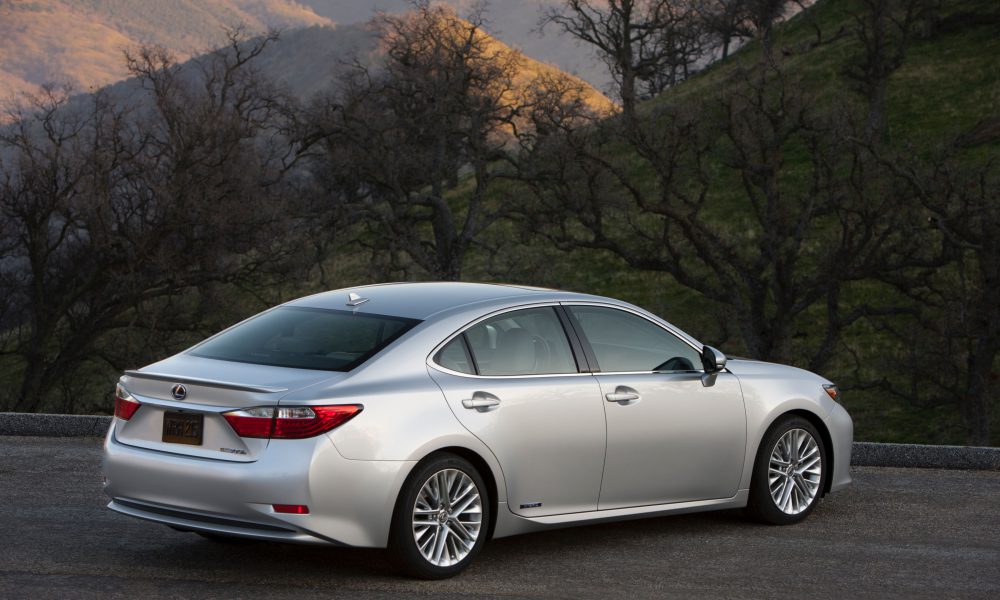 2012 NY Auto Show - 2013 Lexus ES 300h - Lexus USA Newsroom