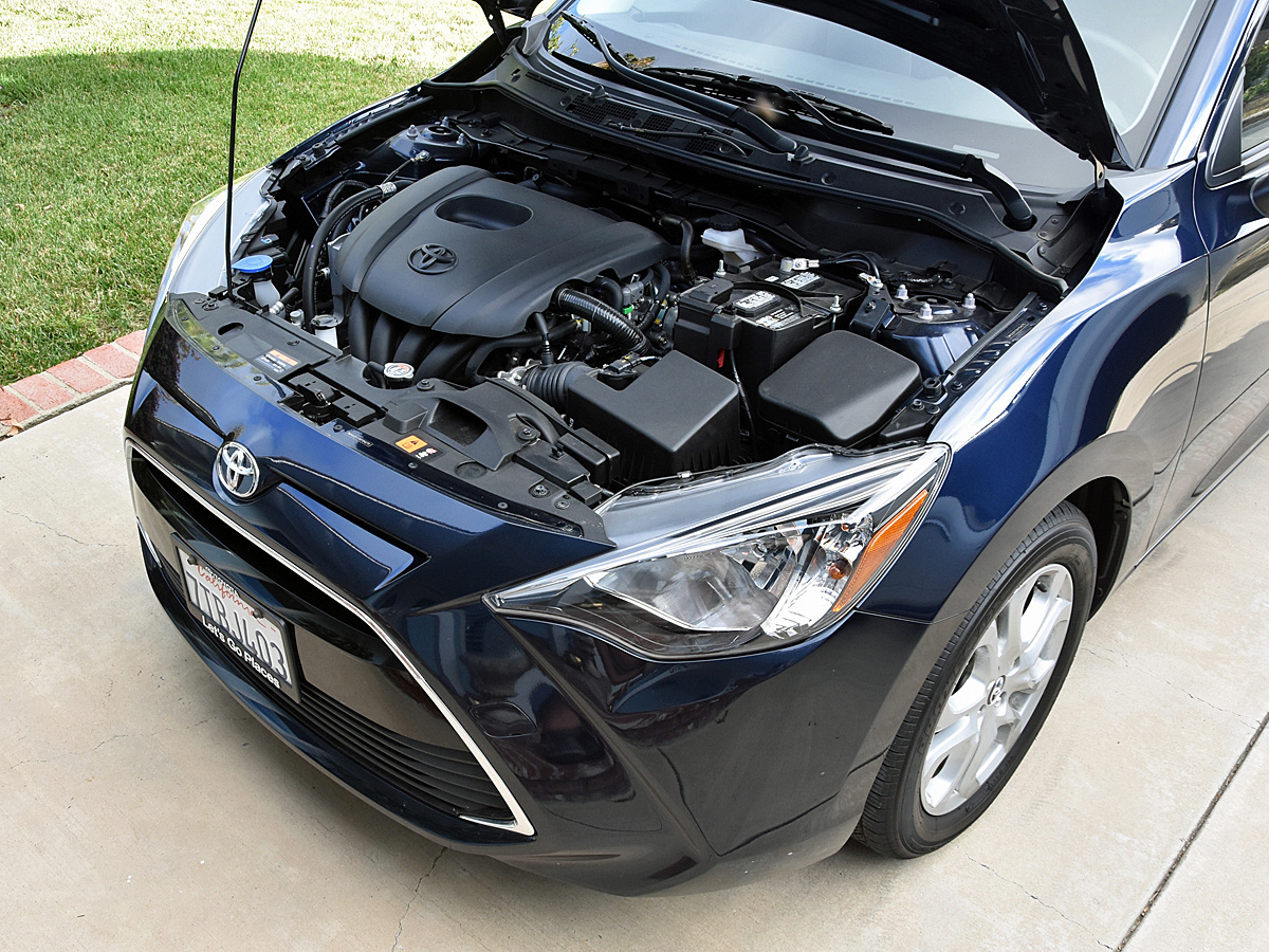 Video Review: 2017 Toyota Yaris iA Expert Test Drive - CarGurus