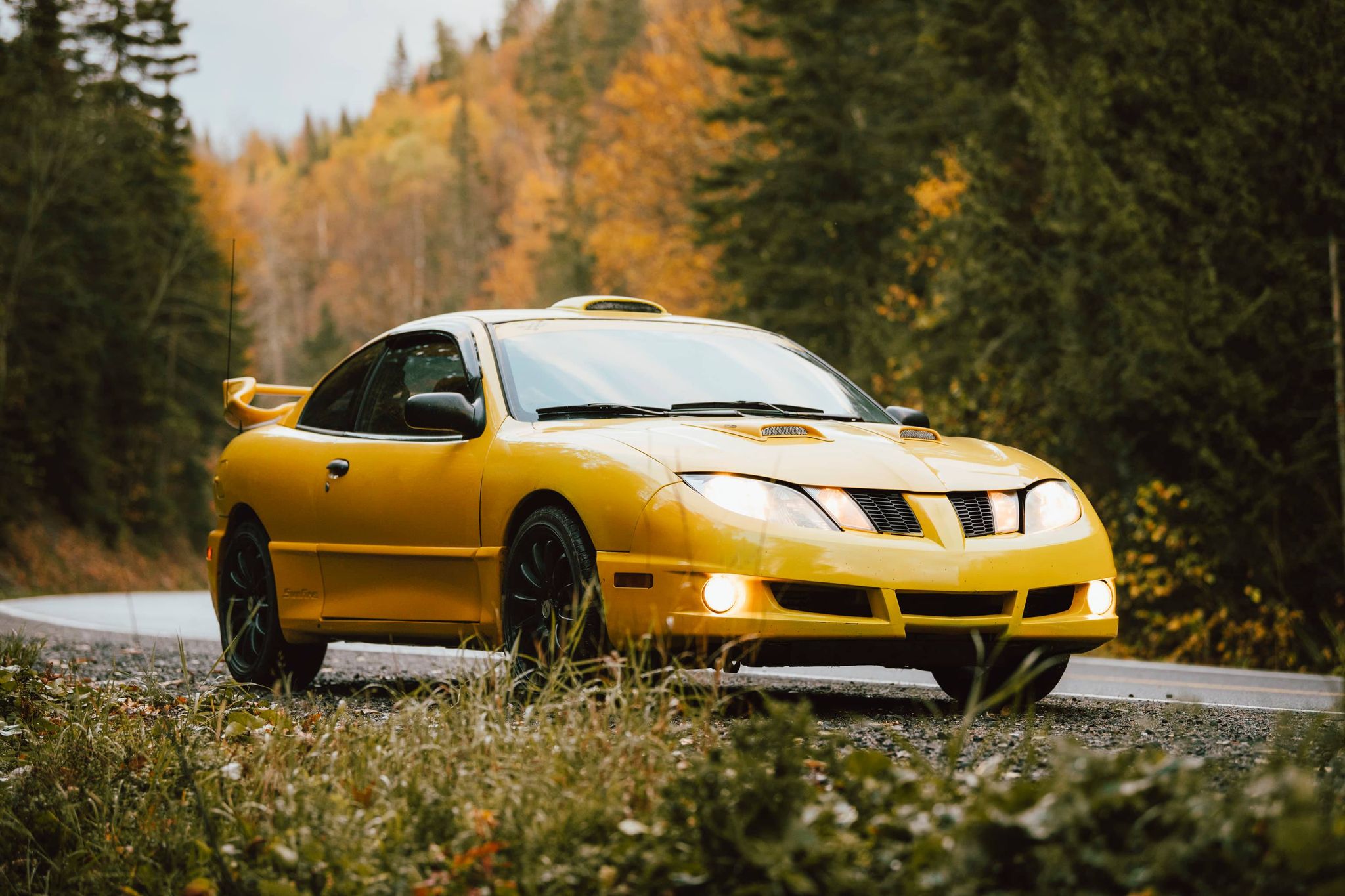 File:2003 Sunfire coupé jaune.jpg - Wikipedia