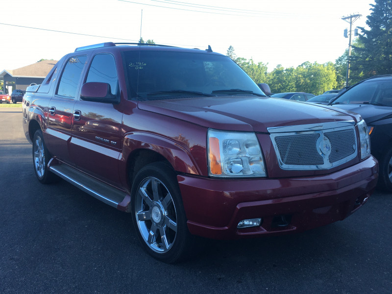 2006 Cadillac Escalade EXT - AWD Bob and Jill's Drive and Buy | Dealership  in Bemidji