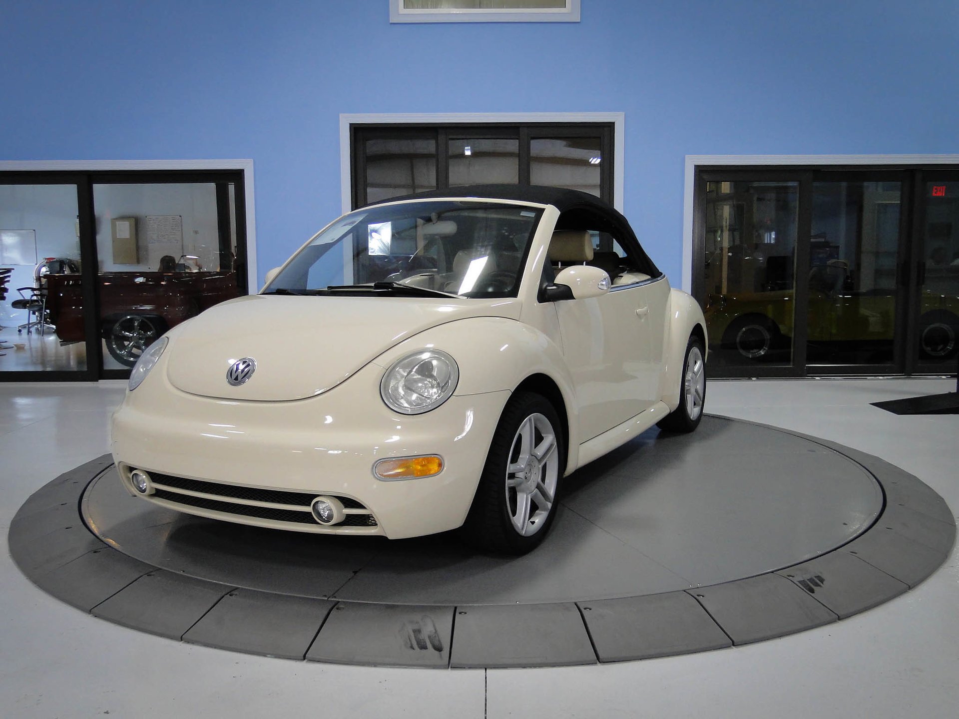 2004 Volkswagen Beetle | Classic Cars & Used Cars For Sale in Tampa, FL