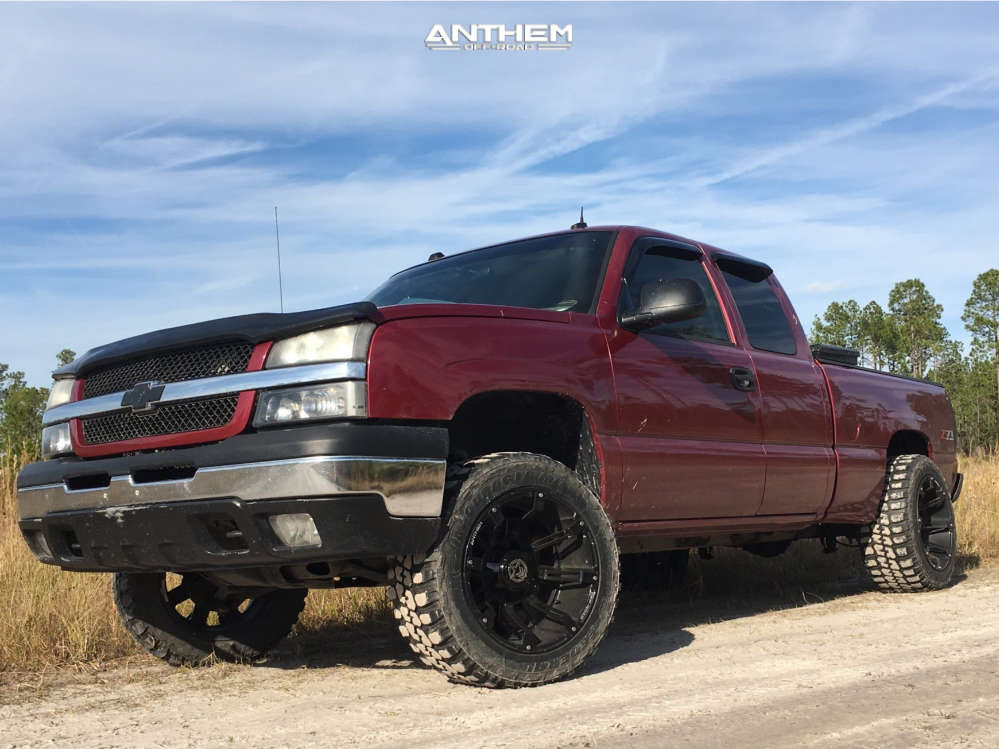 2004 Chevrolet Silverado 1500 Wheel Offset Aggressive > 1" Outside Fender  Leveling Kit | 549675 | Anthem Off-Road