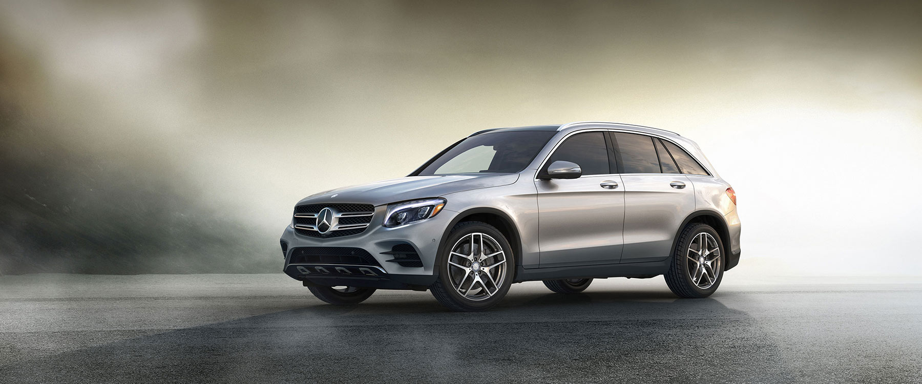 2019 Mercedes-Benz GLC 300: Specs & Features | MB of Chicago