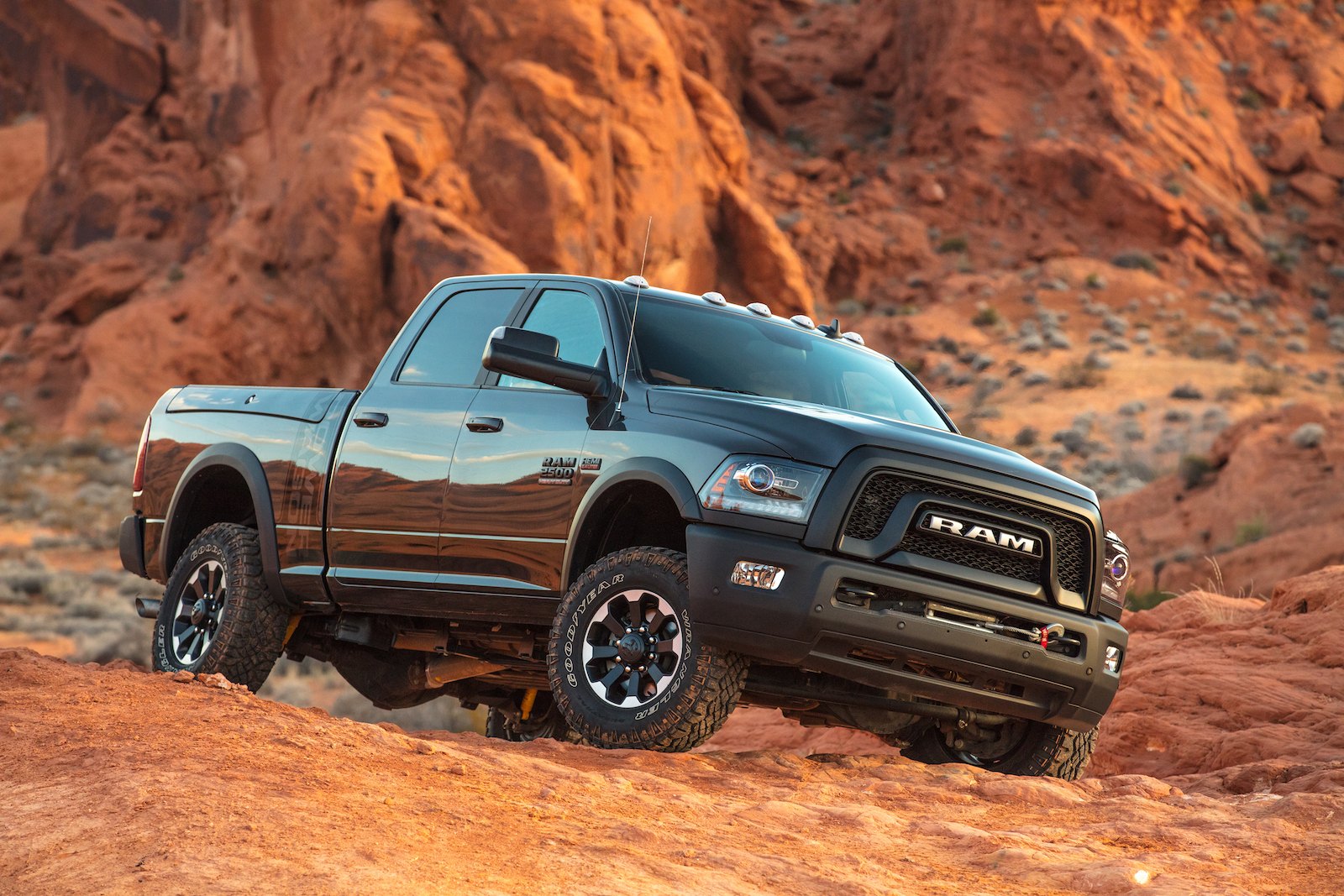 2017 Ram 2500 Power Wagon Review - AutoGuide.com