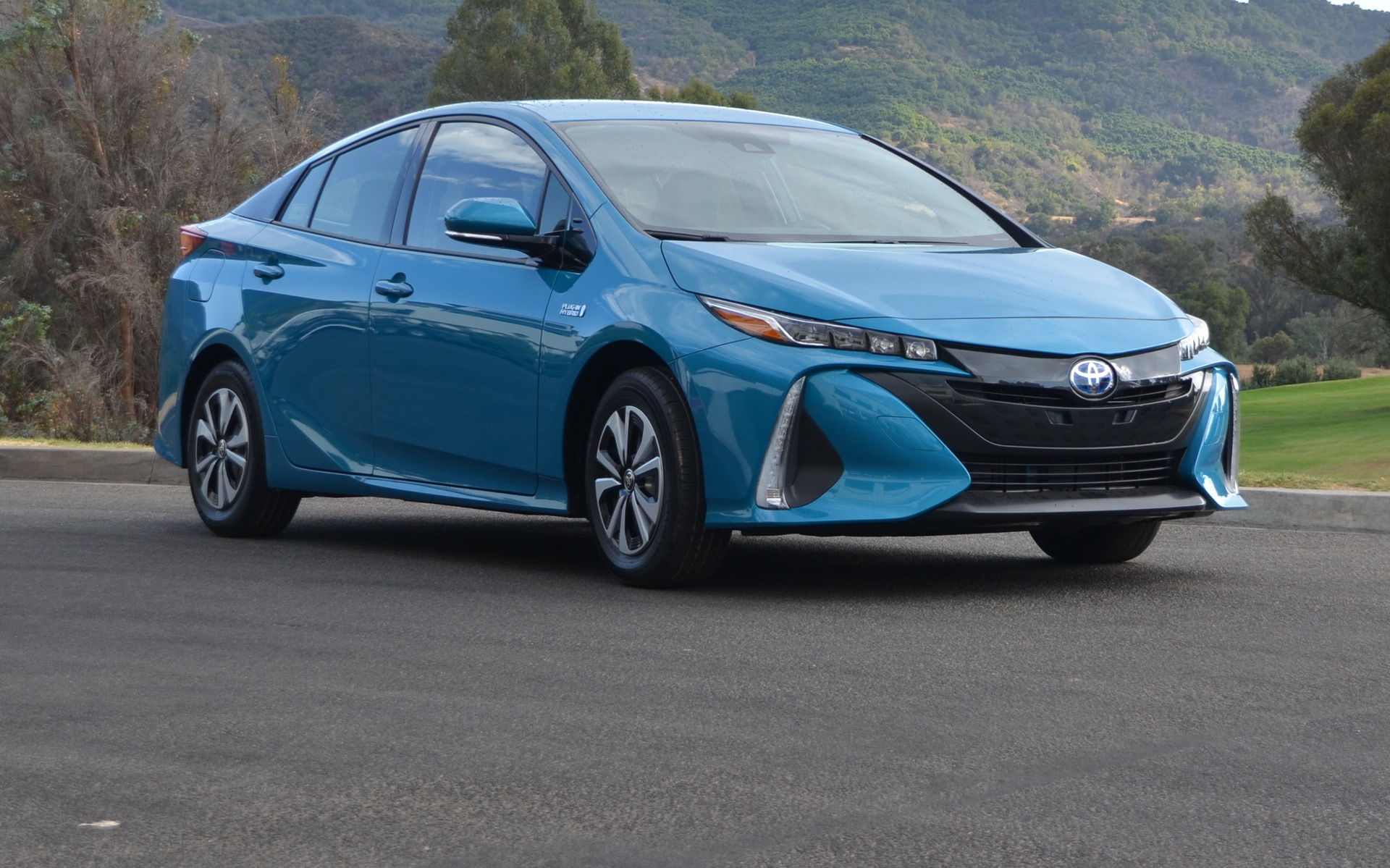 2017 Toyota Prius Prime: Beyond the Looks… - The Car Guide