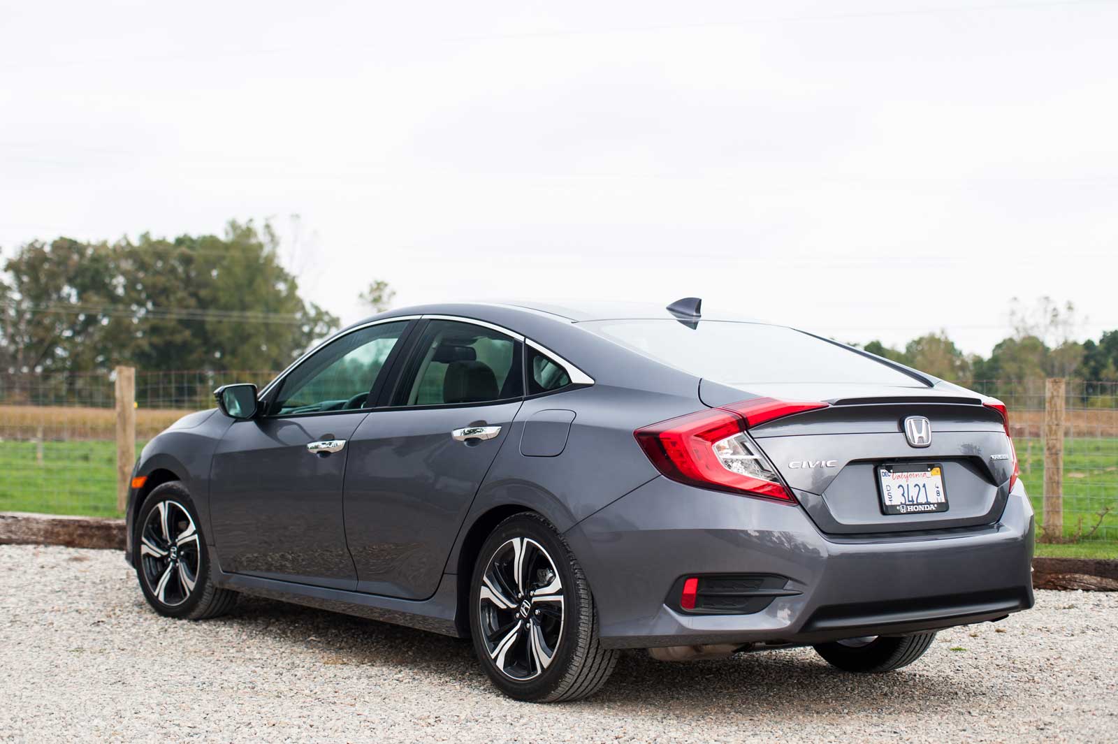 2016 Honda Civic Review - AutoGuide.com