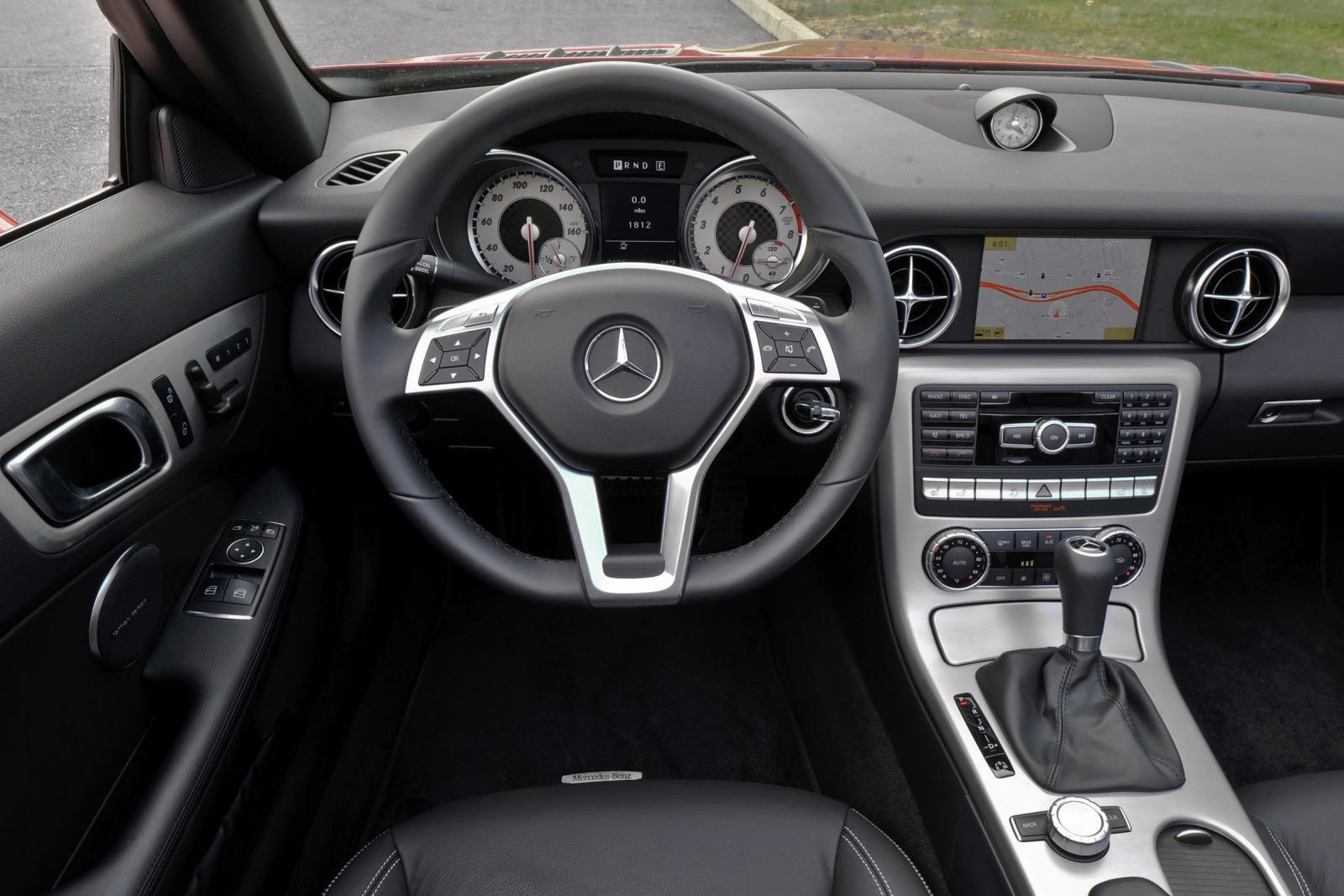 2014 Mercedes-Benz SLK-Class Interior Photos | CarBuzz