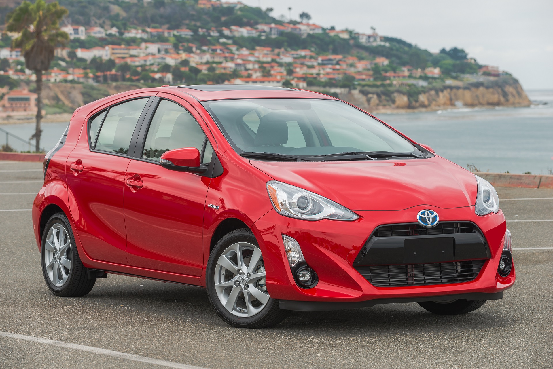 New and Used Toyota Prius C: Prices, Photos, Reviews, Specs - The Car  Connection
