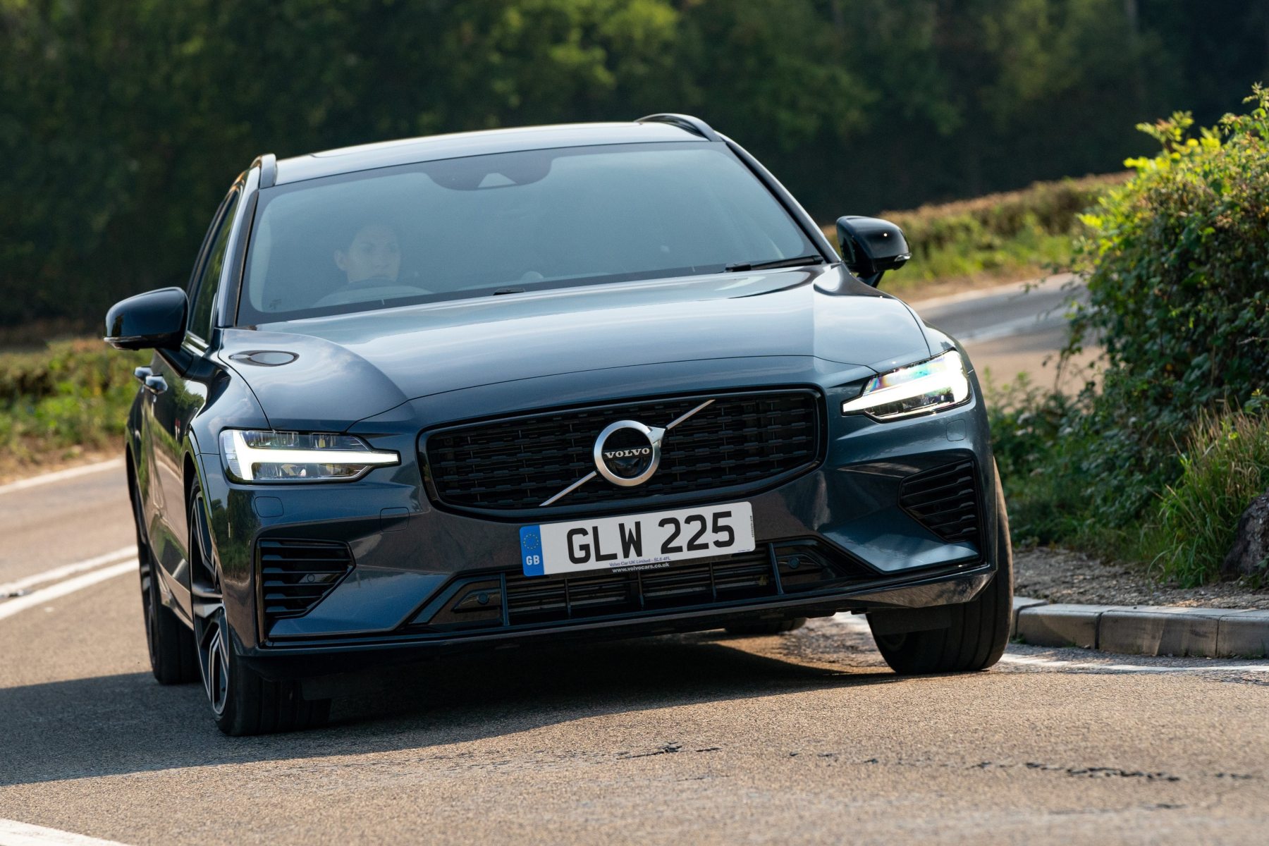 Volvo V60 Recharge plug-in hybrid review – Automotive Blog