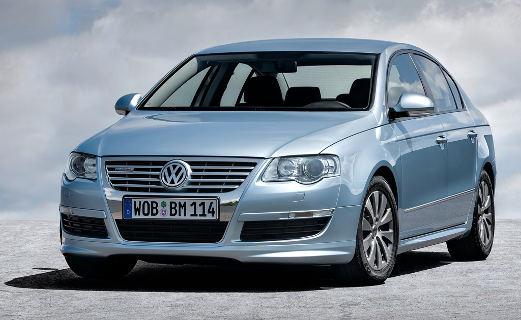 Across The Pond: 2010 Volkswagen Passat BlueMotion Promises 54 MPG