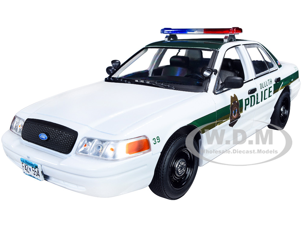 2006 Ford Crown Victoria Police Interceptor White Green Duluth Police  Minnesota Fargo 2014-2020 TV Series