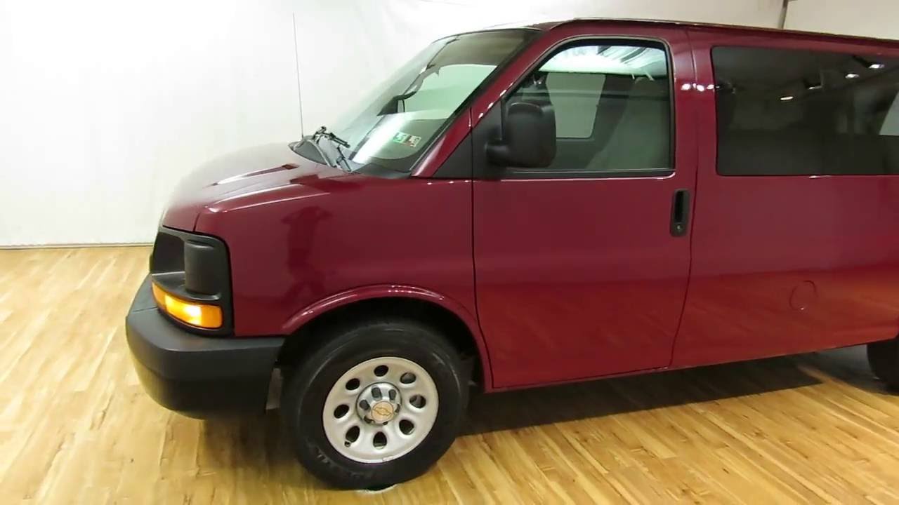 2009 Chevrolet Express 8 Passenger VAN - YouTube