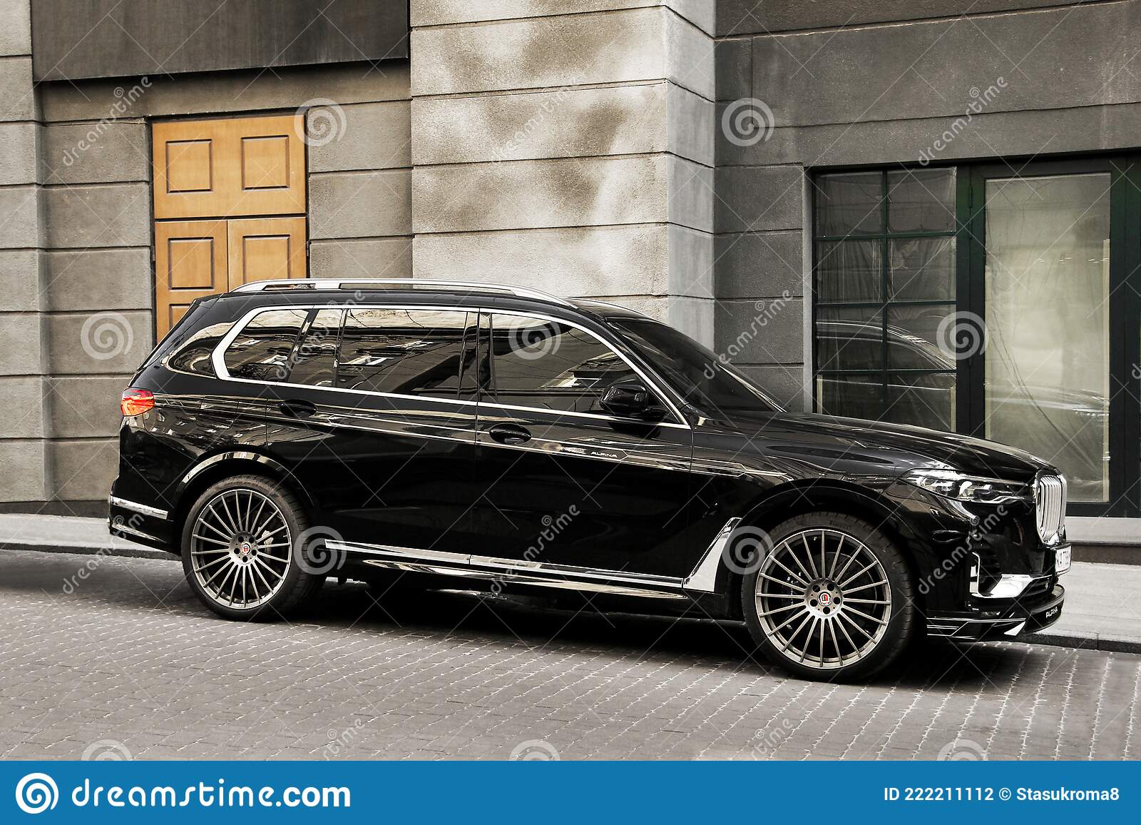 Kiev, Ukraine - May 22, 2021: Luxury SUV BMW Alpina XB7 Parked in the City  Editorial Photography - Image of transport, model: 222211112