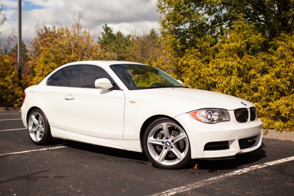 19k-Mile 2010 BMW 135i 6-Speed for sale on BaT Auctions - sold for $25,500  on November 1, 2021 (Lot #58,635) | Bring a Trailer