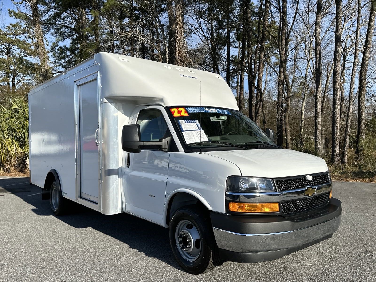 Pre-Owned 2022 Chevrolet Express 14′ Rockport Cargoport Box Van 3500  Specialty in Charleston #PC61845 | Rick Hendrick Dodge Chrysler Jeep Ram