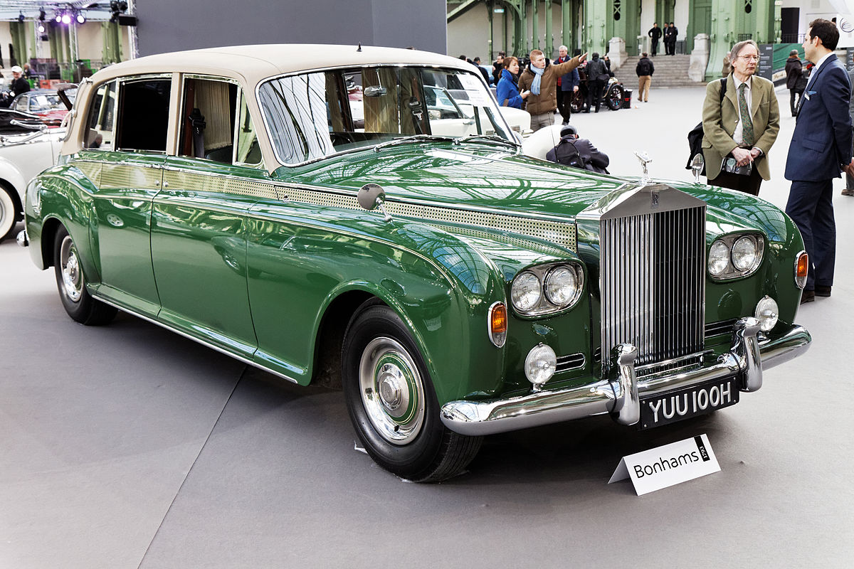 File:Paris - Bonhams 2013 - Rolls-Royce Phantom VI limousine - 1969 -  002.jpg - Wikimedia Commons