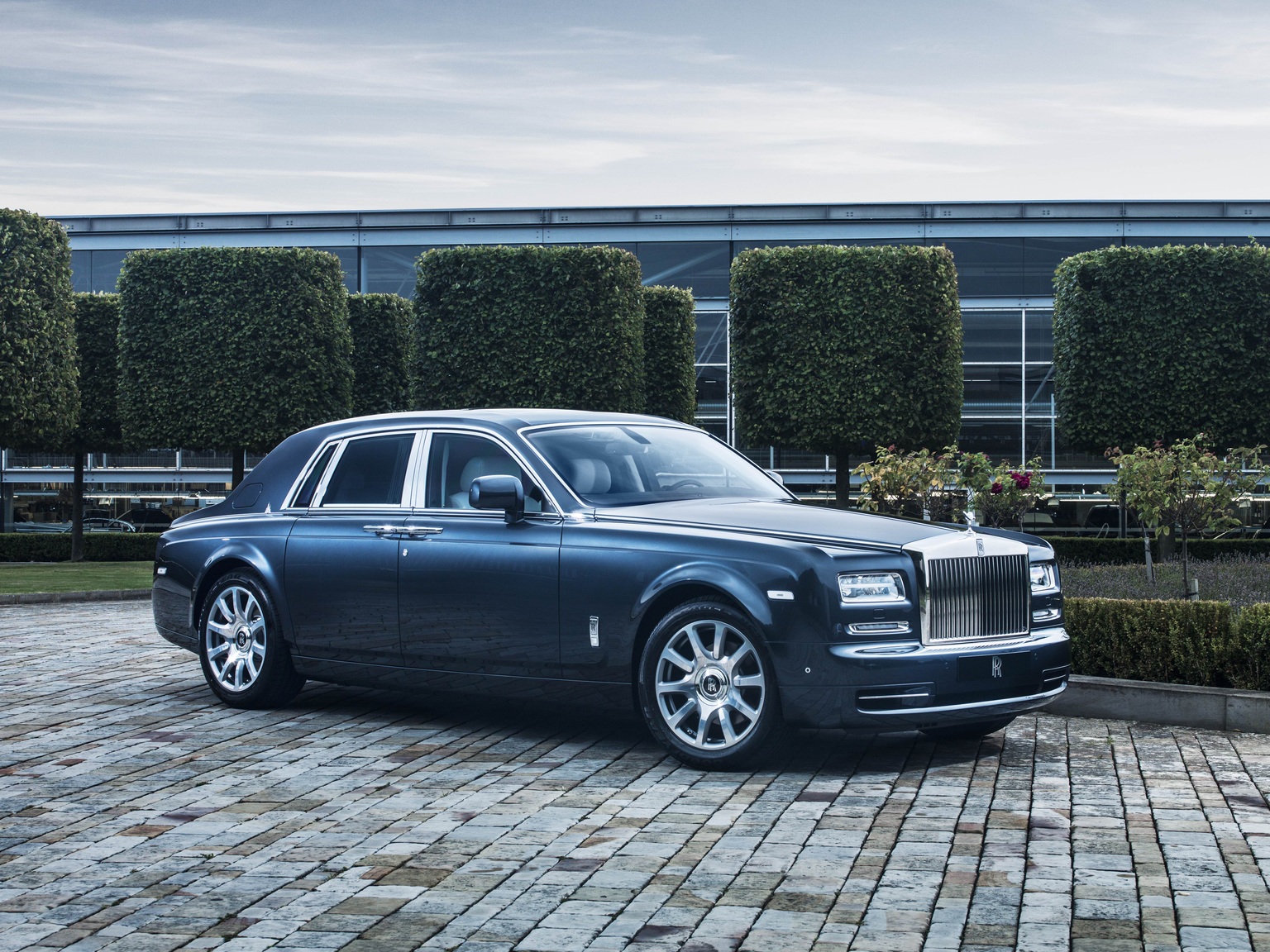 2014 Rolls-Royce Phantom Metropolitan Collection | Supercars.net
