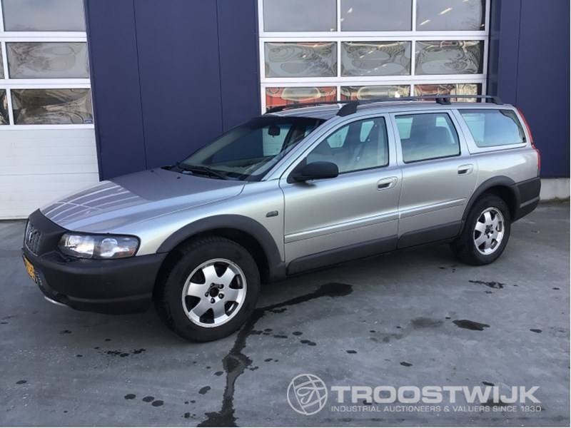 Car Volvo XC70 from Netherlands, 150 EUR for sale - ID: 5236782