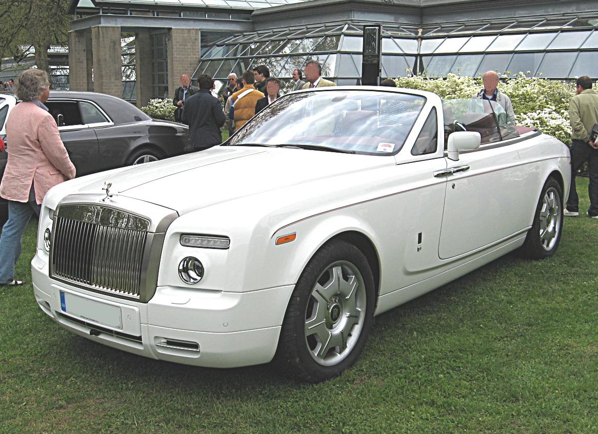 File:Rolls-Royce Phantom-Drop-Head-Coupé Front-view.JPG - Wikimedia Commons