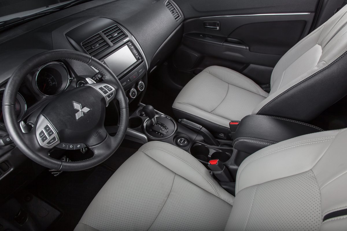 Review: 2013 Mitsubishi Outlander Sport LE | WIRED
