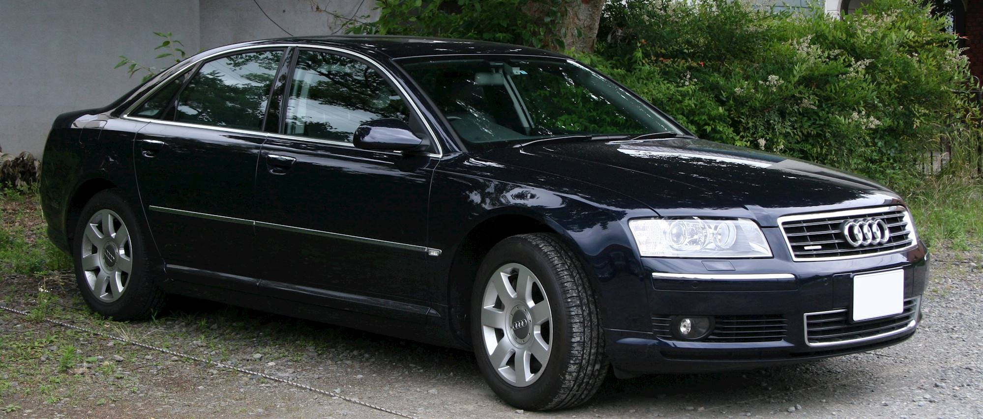 2005 Audi A8 L 4-Door Sedan 4.2L quattro LWB Automatic None