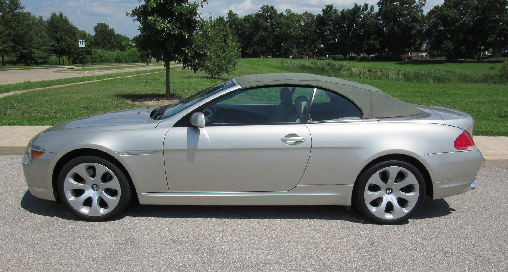 2004 BMW 645ci Convertible | F105.1 | Louisville 2016