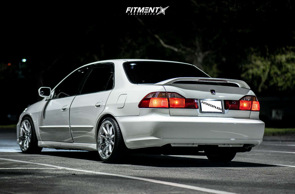 2000 Honda Accord LX with 17x8 JNC Jnc006 and Lionhart 205x40 on Lowering  Springs | 838586 | Fitment Industries
