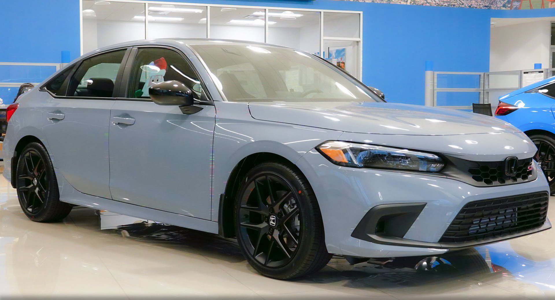 A Honda Dealership Is Asking A Ridiculous $42k For A 2022 Civic Si |  Carscoops