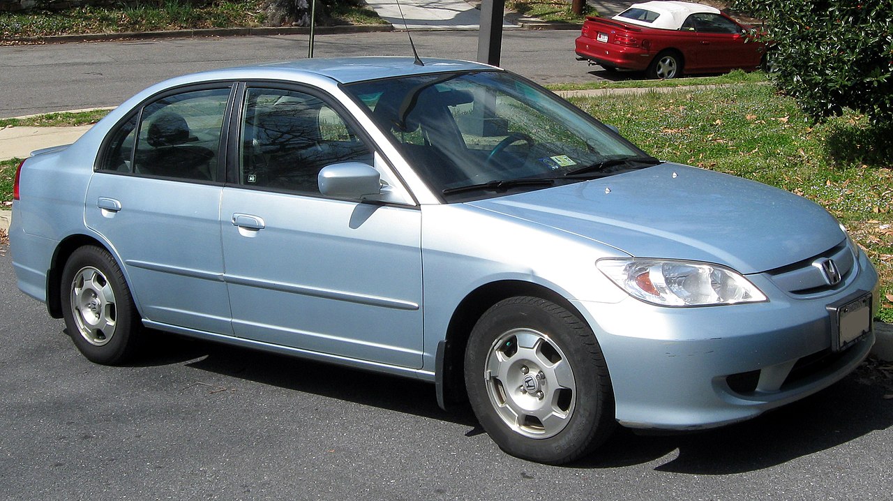 File:2004-2005 Honda Civic Hybrid -- 03-13-2012.JPG - Wikimedia Commons