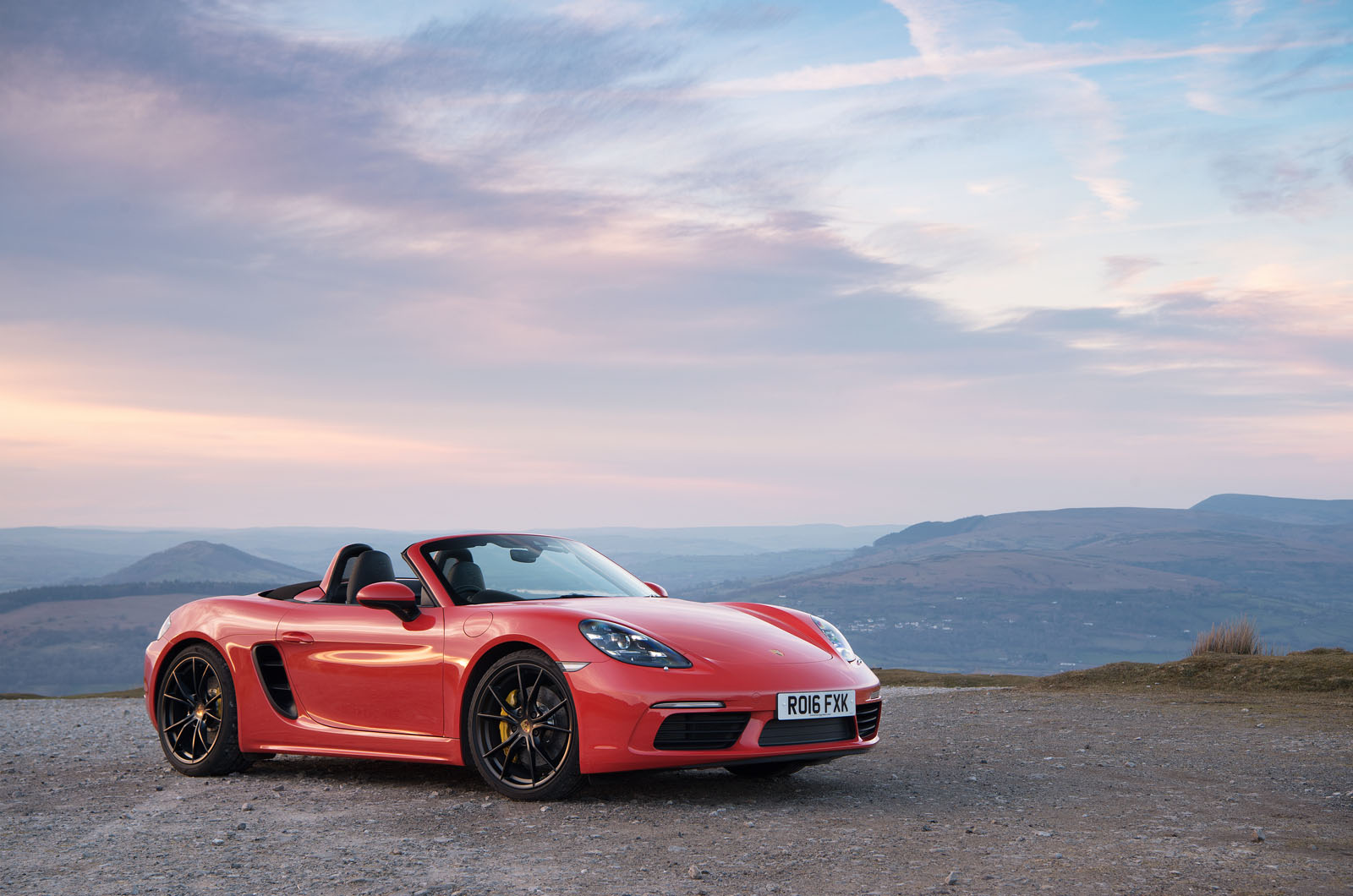 2022 Porsche Boxster and Cayman to get hybrid and EV options | Autocar