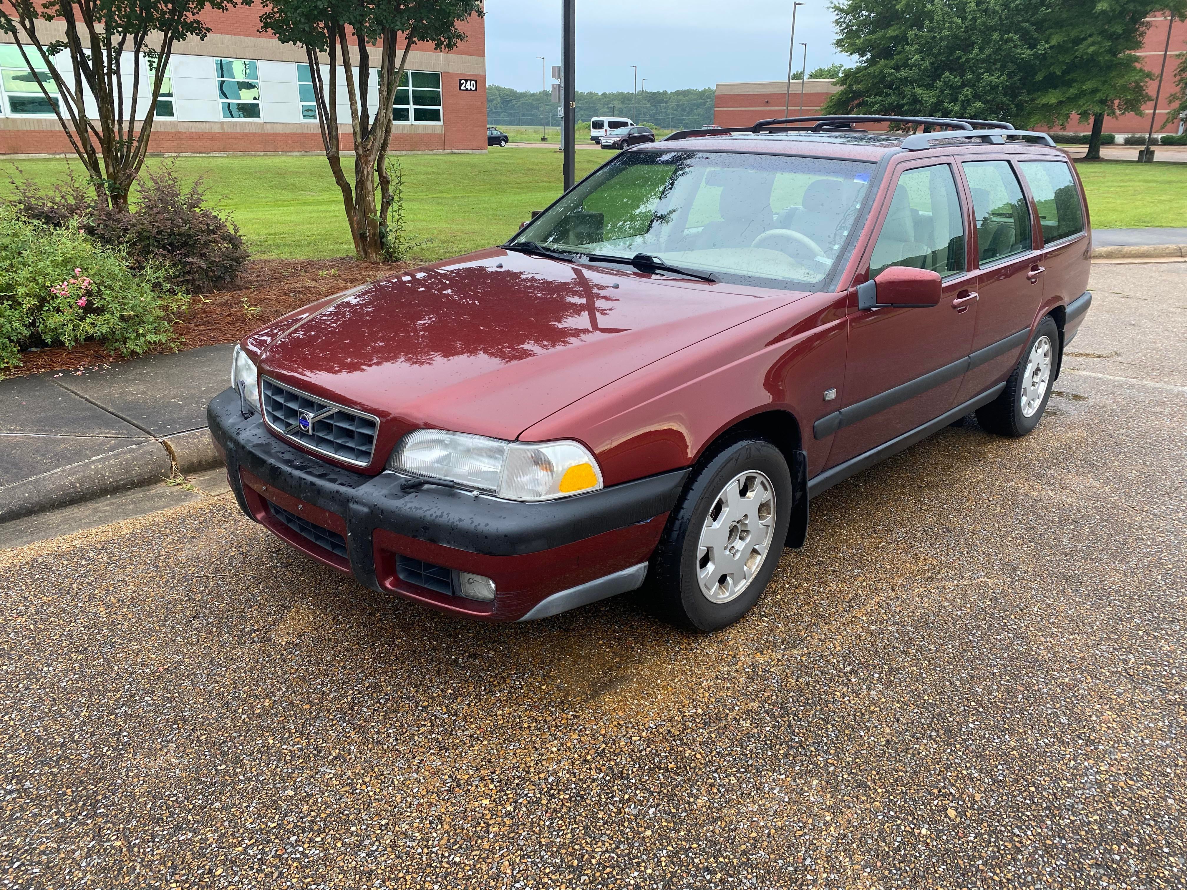 New (to me) 2000 v70 : r/Volvo