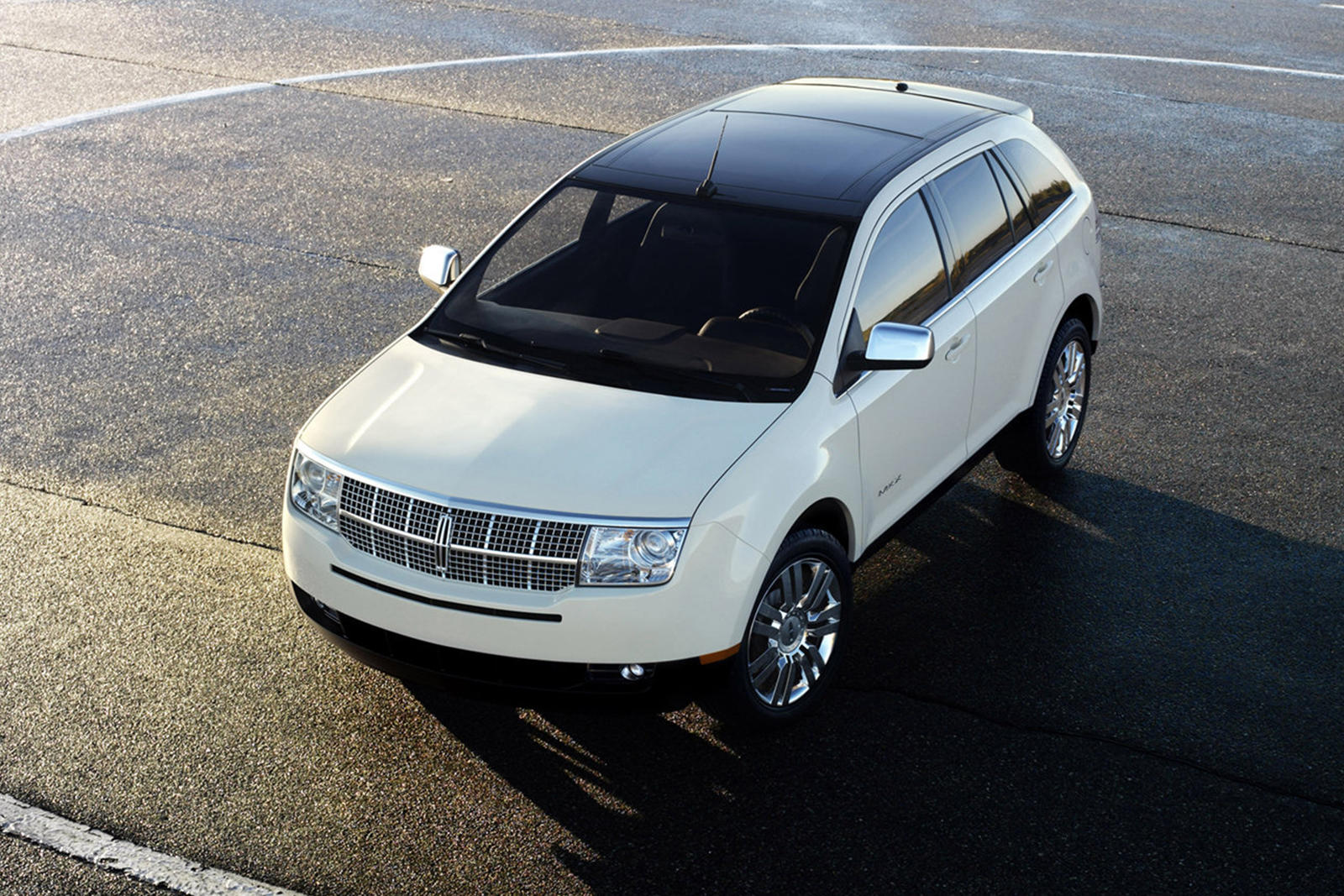2008 Lincoln MKX: Review, Trims, Specs, Price, New Interior Features,  Exterior Design, and Specifications | CarBuzz