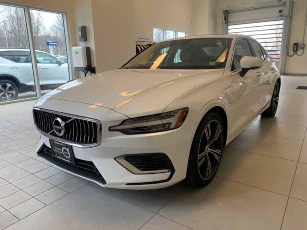 Used Crystal White 2021 Volvo S60 Recharge Plug-In Hybrid in For Sale Near  Kingston, Newburgh & Poughkeepsie in Wappingers Falls NY - Stock No.  409378US