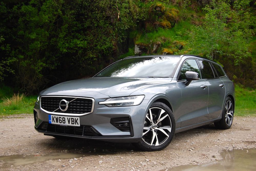 2019 Volvo V60 Review - It's Bigger, It Looks Better, But What's It Like To  Live With? - Driving Torque