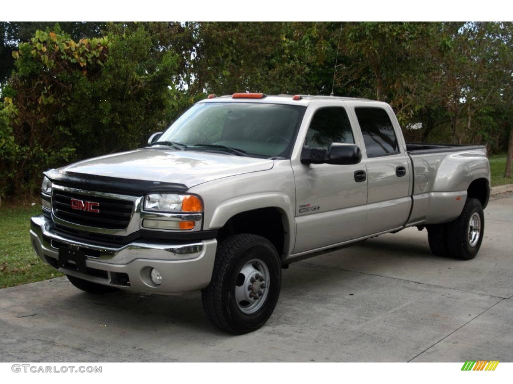 2005 GMC Sierra 3500 - Information and photos - Neo Drive