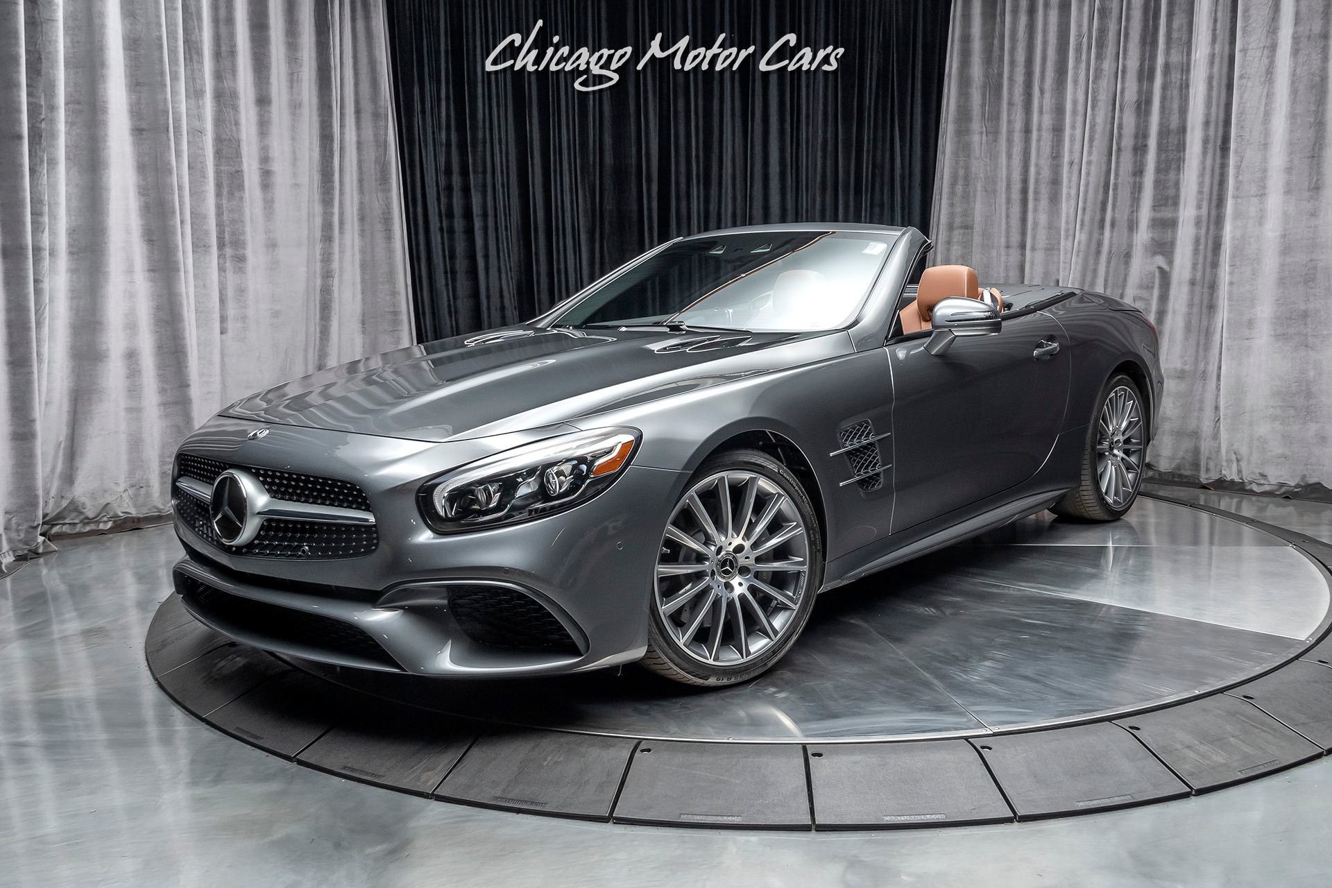 Used 2020 Mercedes-Benz SL550 Convertible Premium Package! ONLY 200 Miles!  Pristine! For Sale (Special Pricing) | Chicago Motor Cars Stock #17341