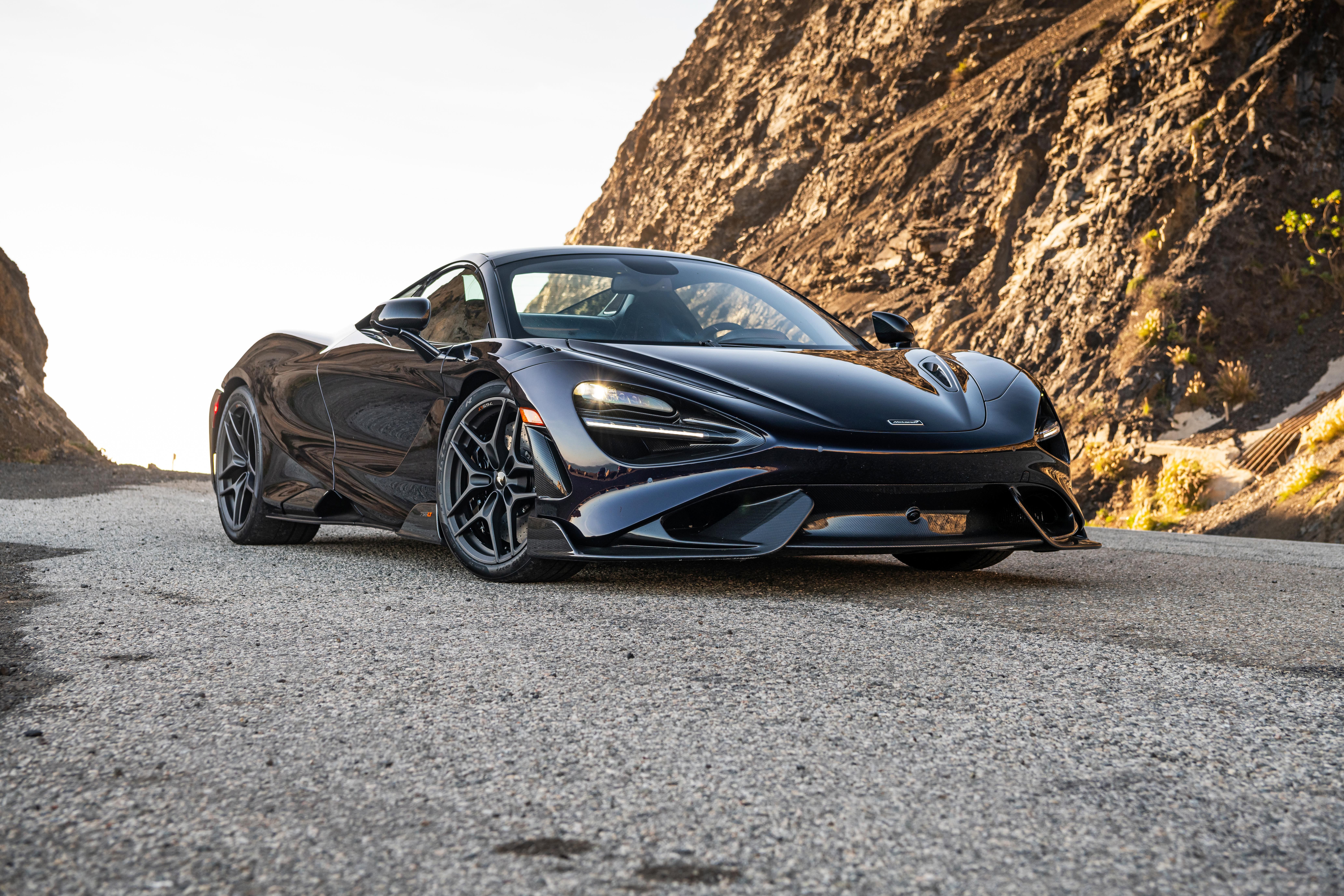 2022 McLaren 765LT Spider Review, Pricing, and Specs