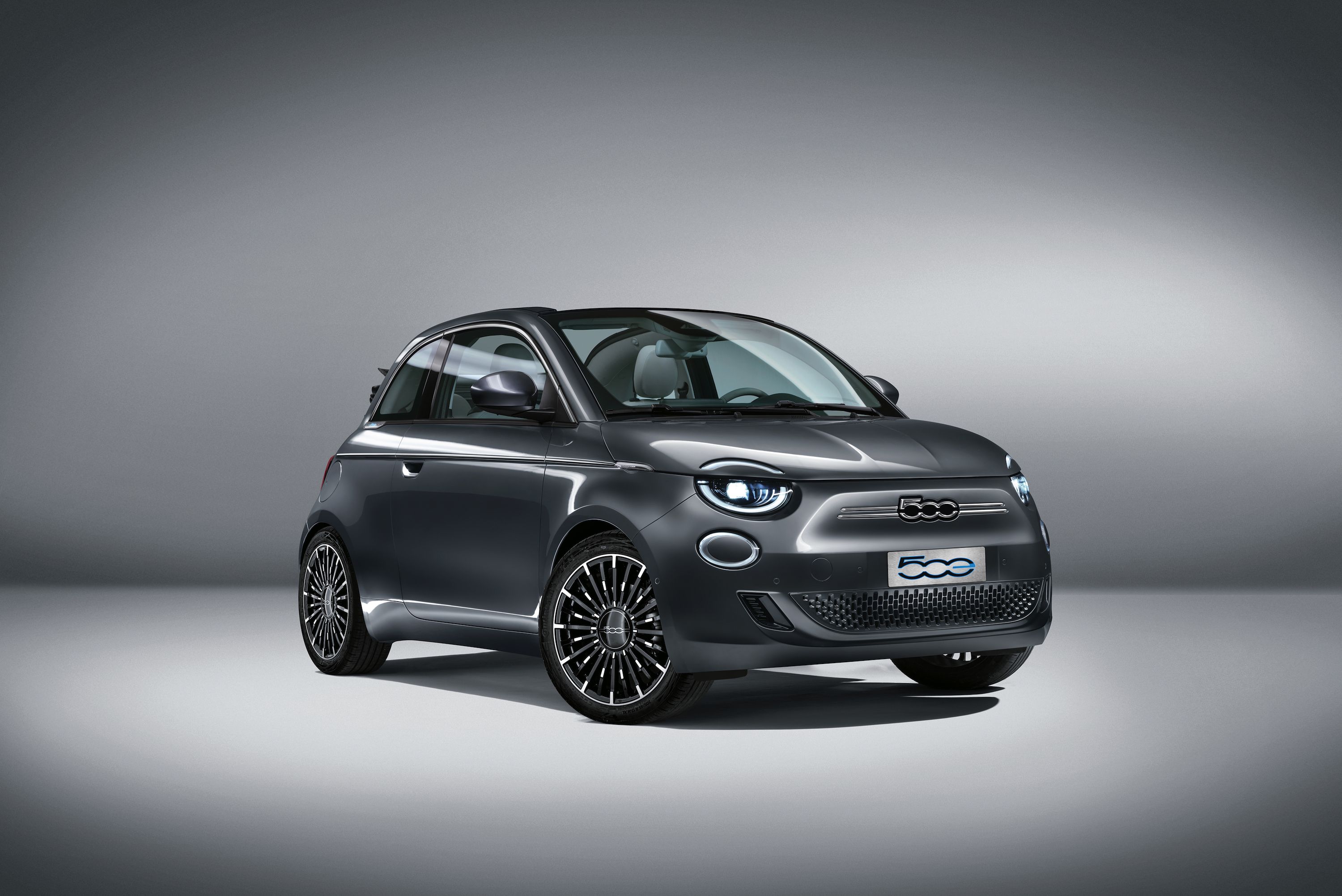 Newest Fiat 500e Is Coming to the U.S.