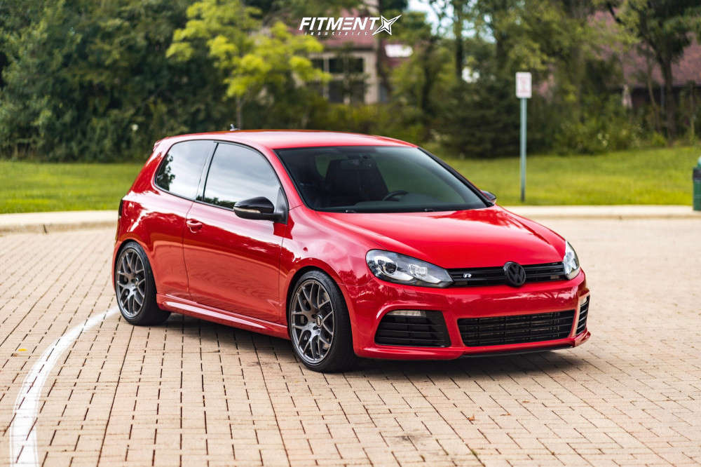 2012 Volkswagen Golf R Base with 18x9.5 VMR V710 and BFGoodrich 225x40 on  Coilovers | 1362500 | Fitment Industries