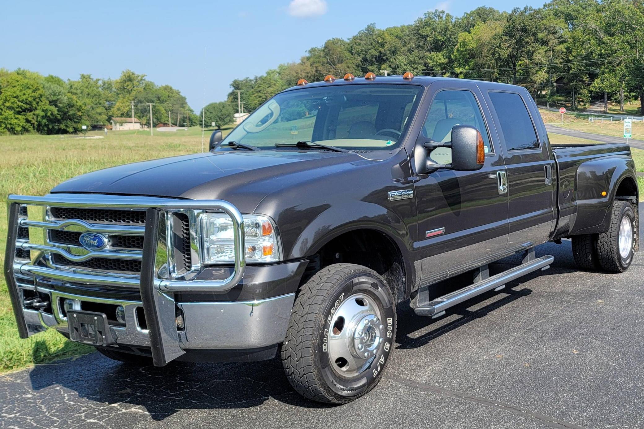 2005 Ford F-350 Lariat 4x4 for Sale - Cars & Bids