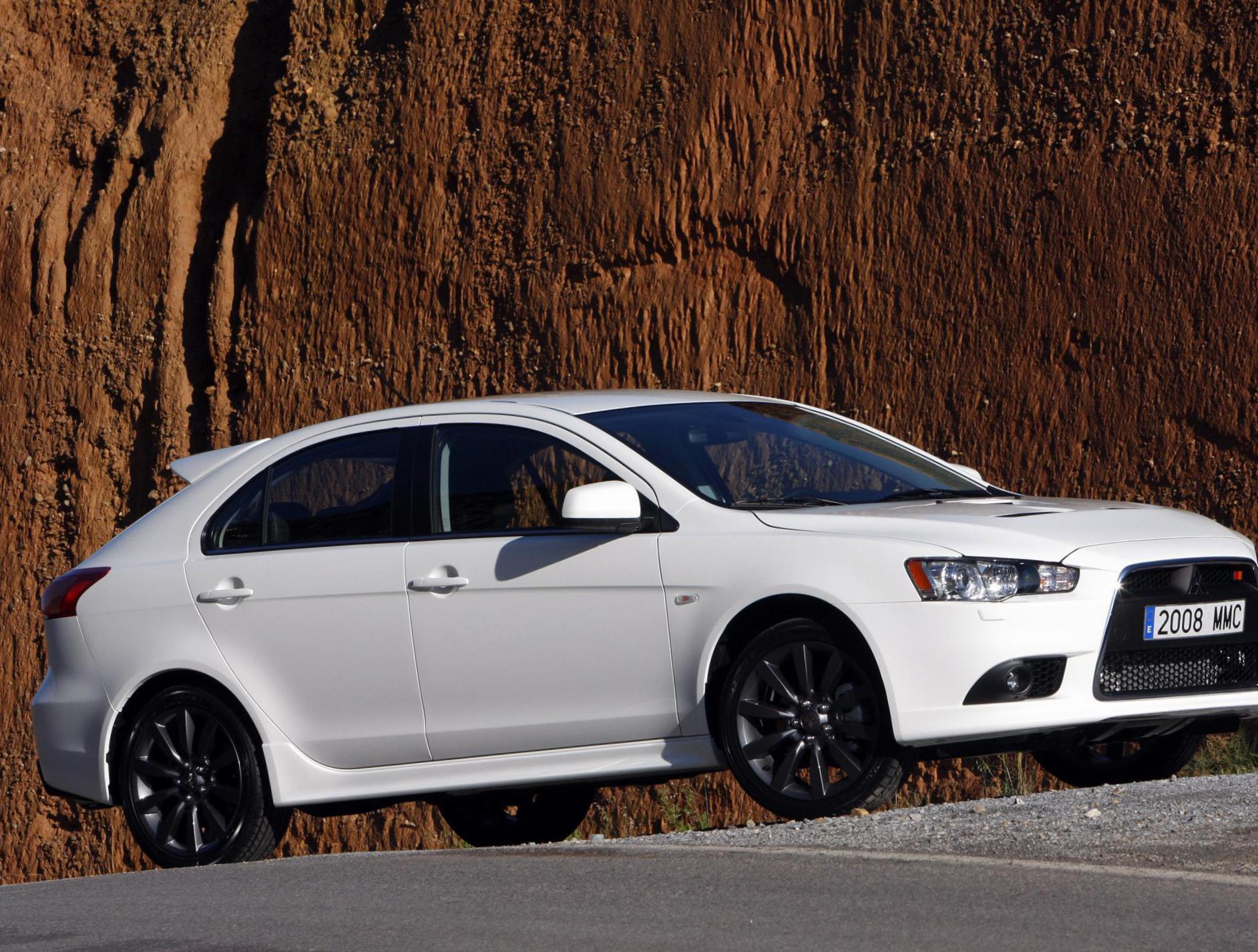 Mitsubishi Lancer Sportback Photos and Specs. Photo: Mitsubishi Lancer  Sportback review and 23 perfect photos of Mitsubishi Lancer Sportback