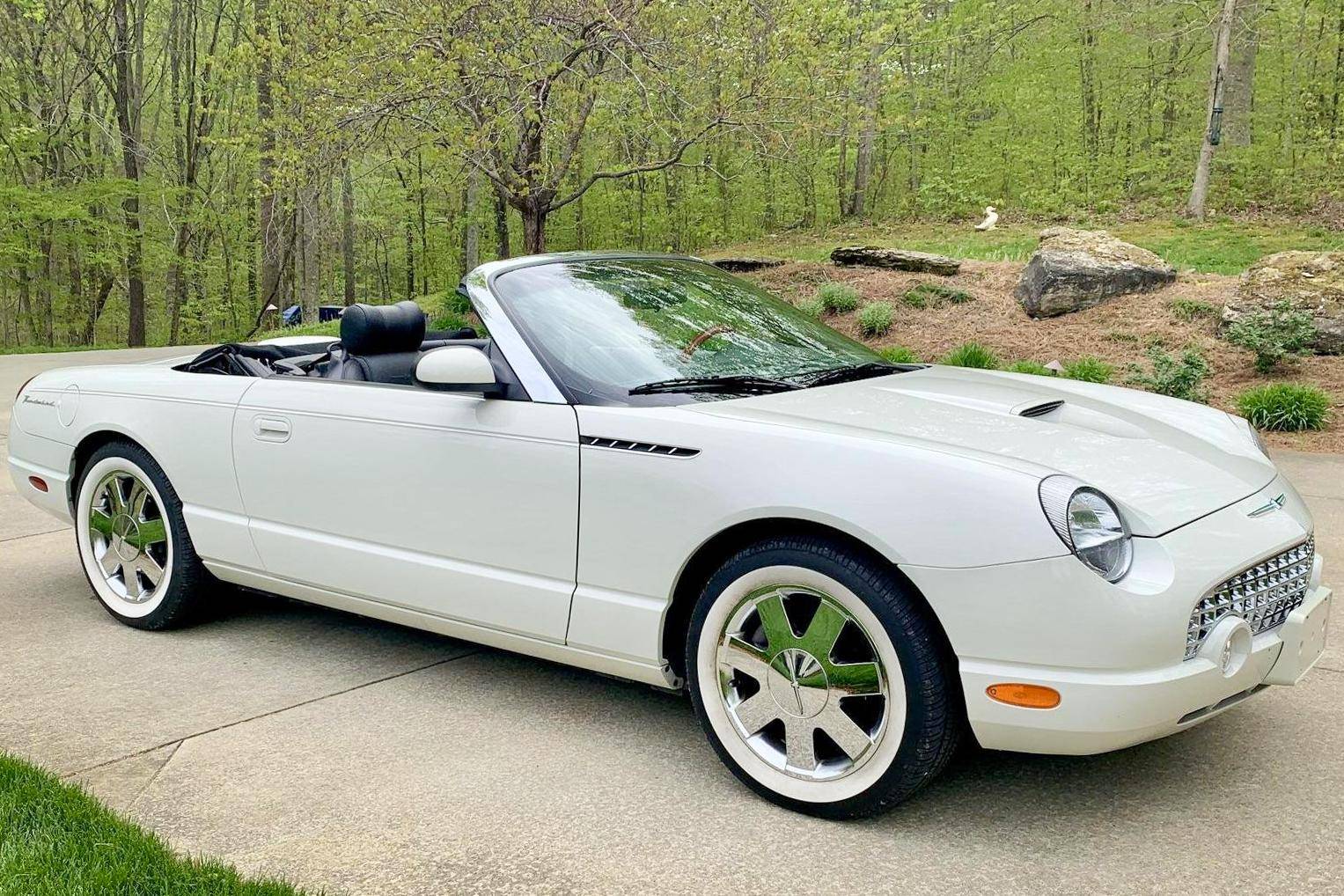 2002 Ford Thunderbird auction - Cars & Bids