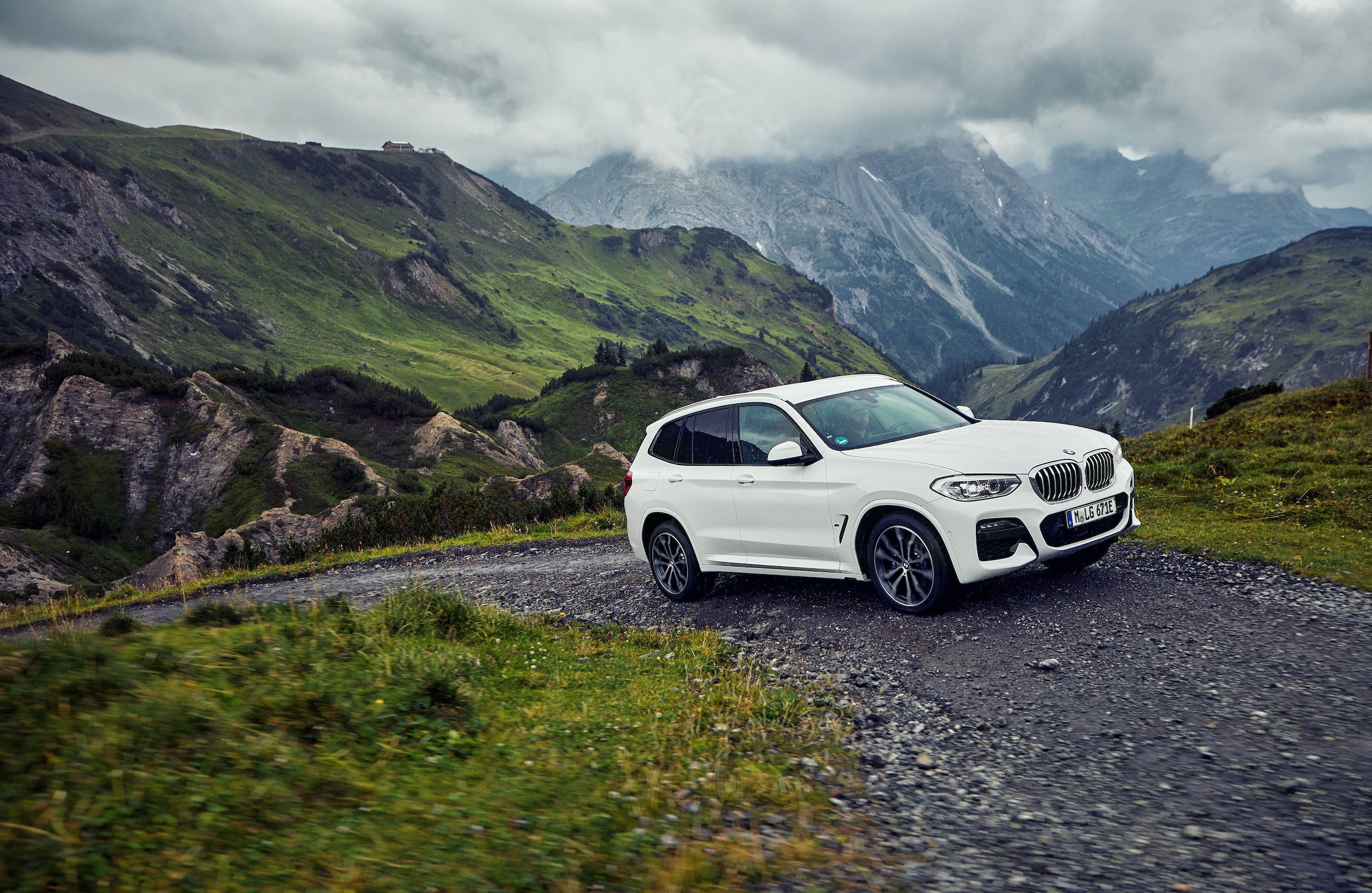 Car review: 2020 BMW X3 xDrive30E is fun and fuel-sipping