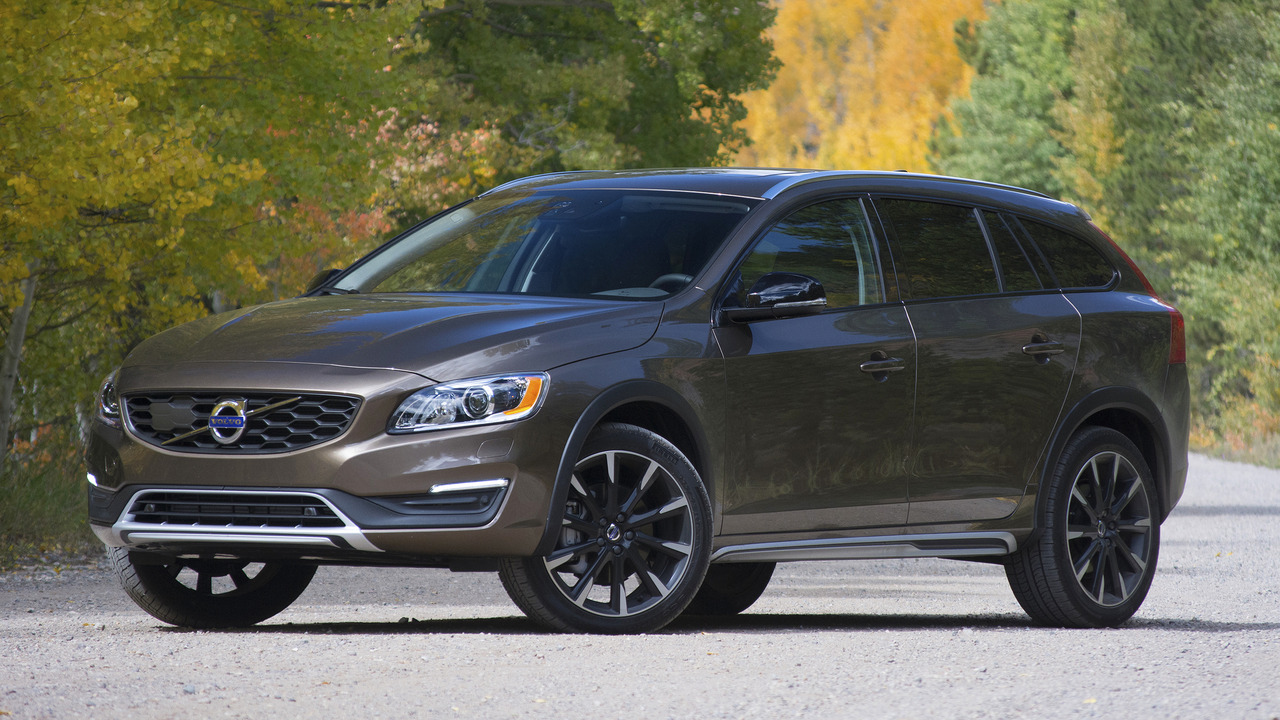 Review: 2017 Volvo V60 Cross Country