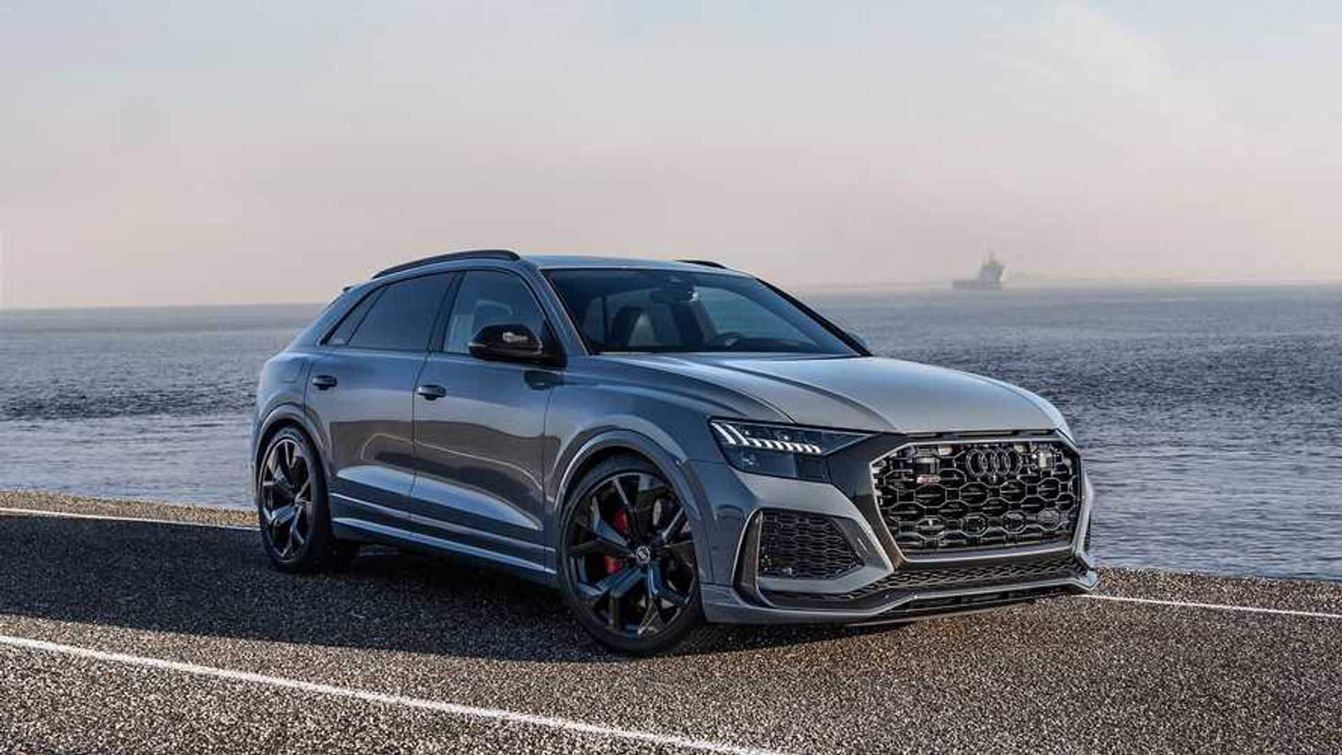 Modified Audi RS Q8 Is So Loud, It Might Scare The Lamborghini Urus