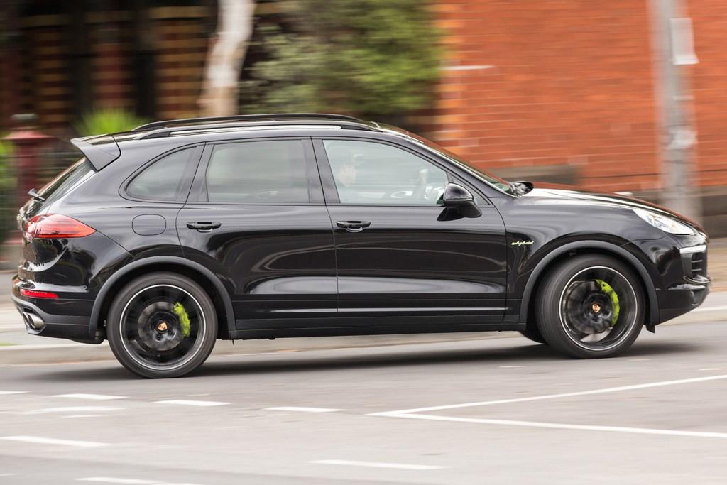 Porsche Cayenne S E-Hybrid 2015 Review - carsales.com.au