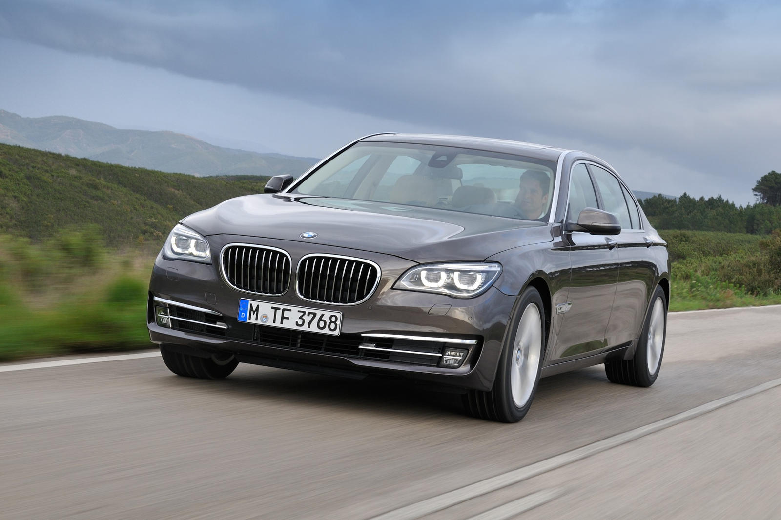 2014 BMW 7 Series: Review, Trims, Specs, Price, New Interior Features,  Exterior Design, and Specifications | CarBuzz