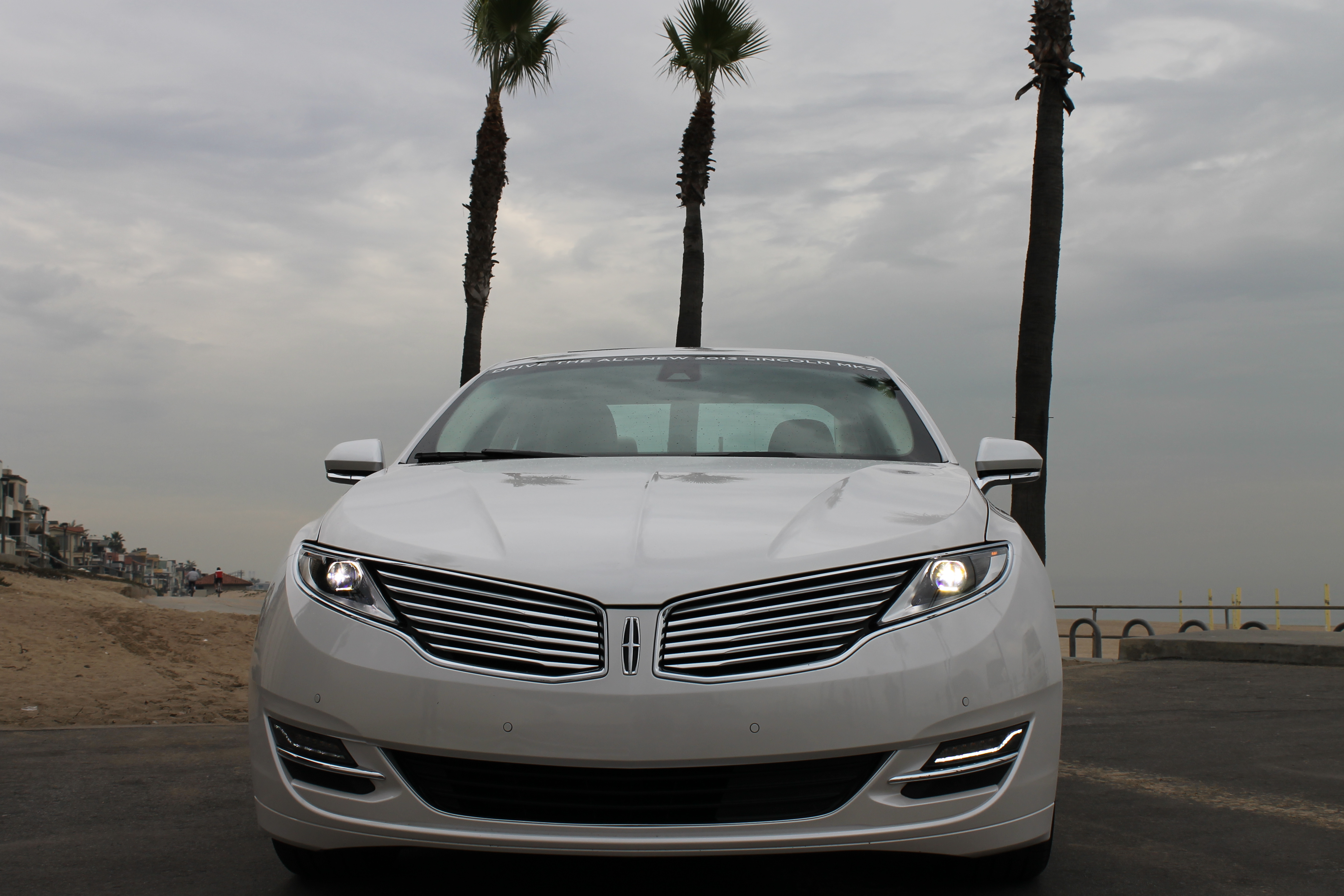 Road Test : 2013 Lincoln MKZ Hybrid "The Great White Hope" -  TheIgnitionBlog.com